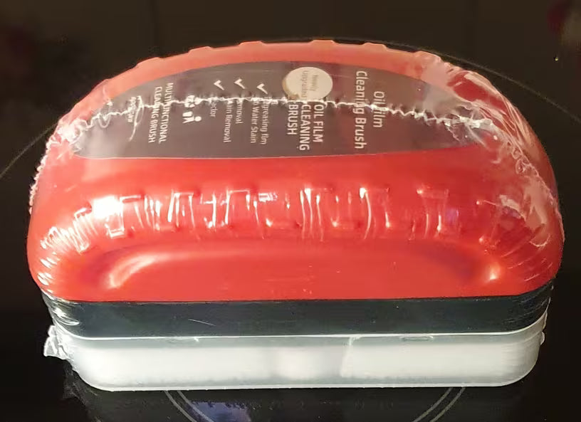 Cetka + sredstvo za ciscenje i zastitu stakla automobila