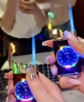 Elegantni upaljac sa satom